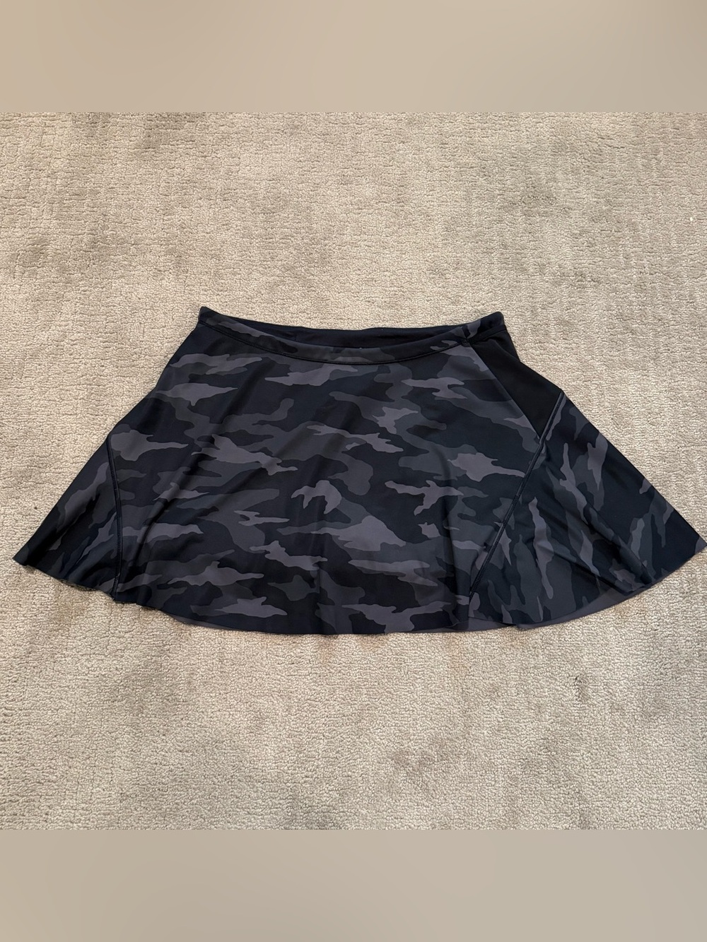 Athleta Match Point Skort Camo Women’s Size Medium Black Gray